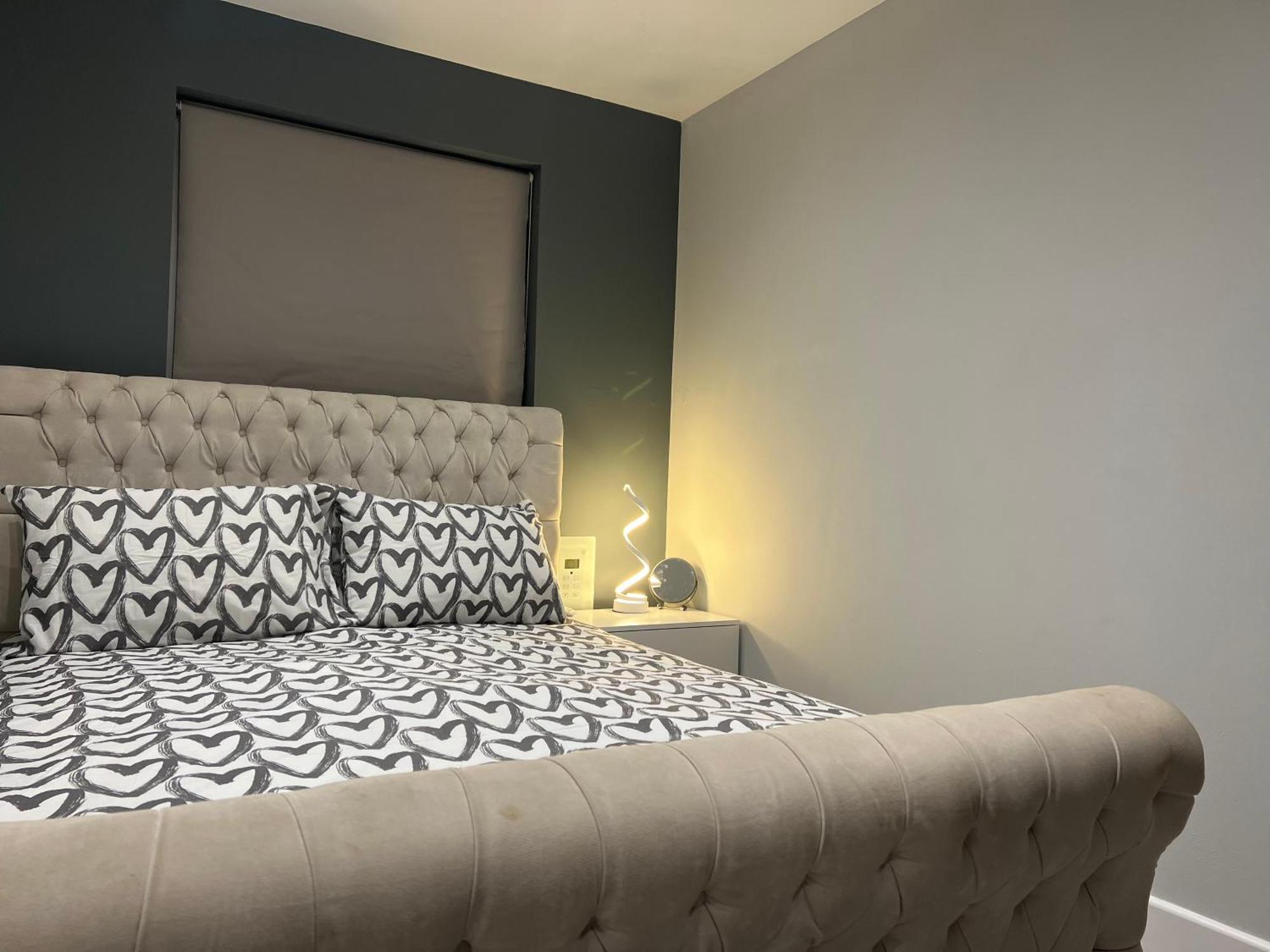 Апартаменты Broadway Retreat With Free Parking Херн-Бей Экстерьер фото